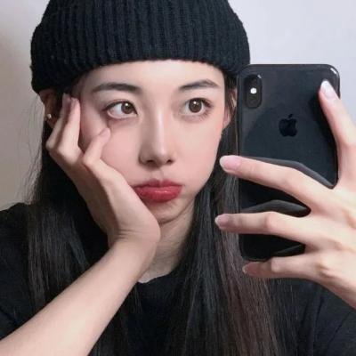 美女荒野逃亡